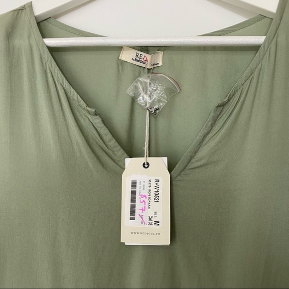 NWT Top - Picture 8 of 8